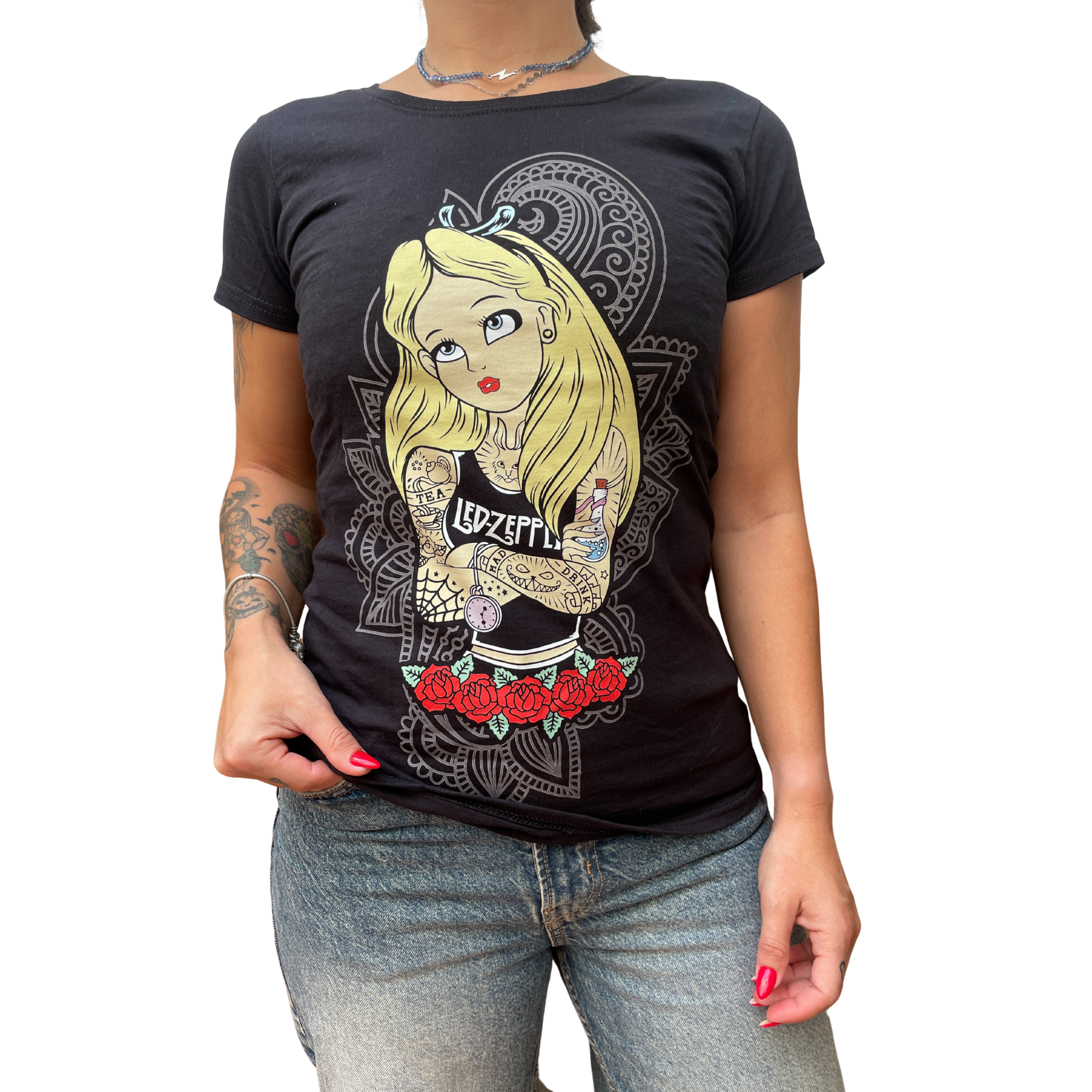 Camiseta de ALICIA (princesas tatuadas)