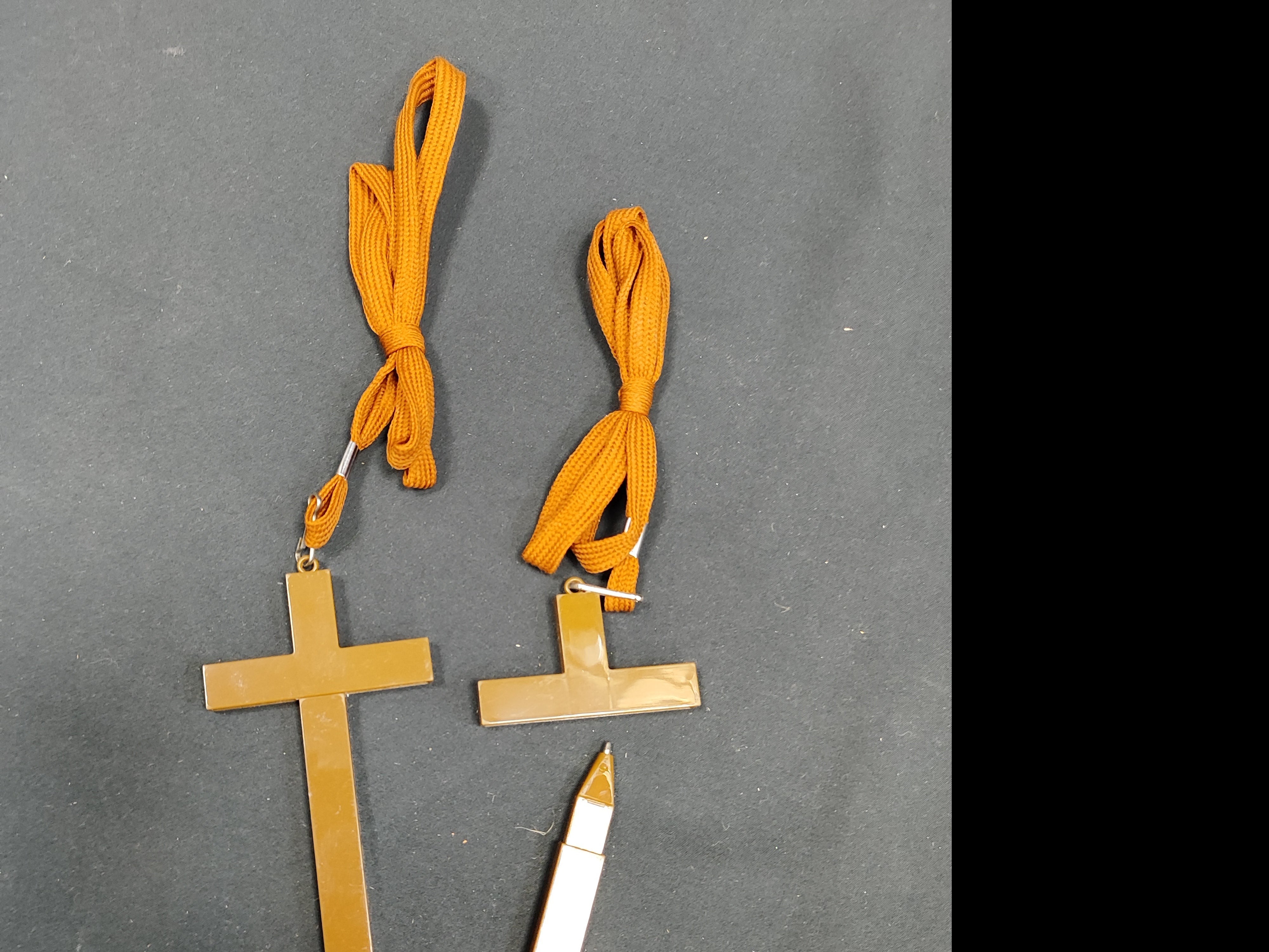 Bolígrafo en Forma de Cruz para colgar, ultimas unidades