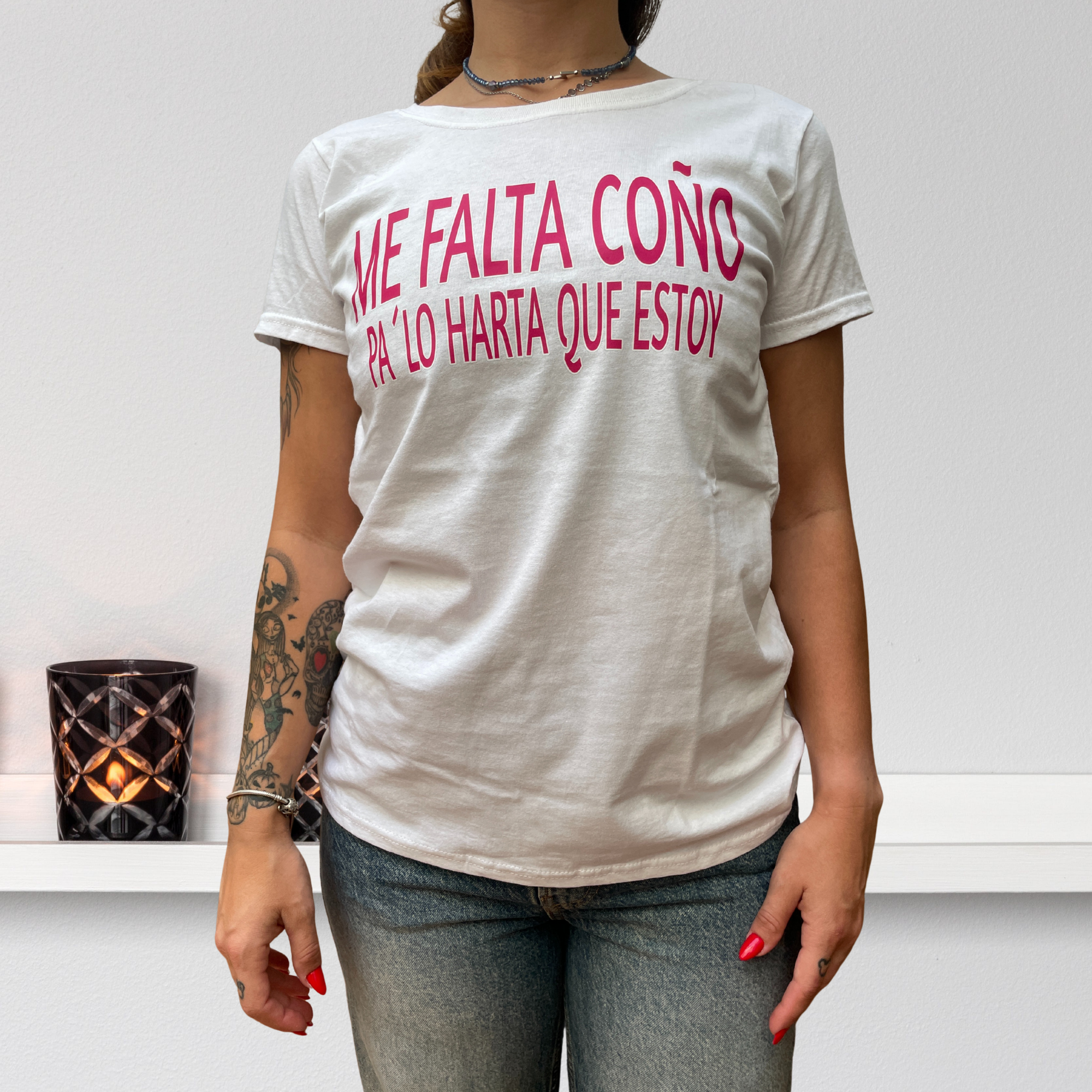 Camiseta de mujer Me falta Coño