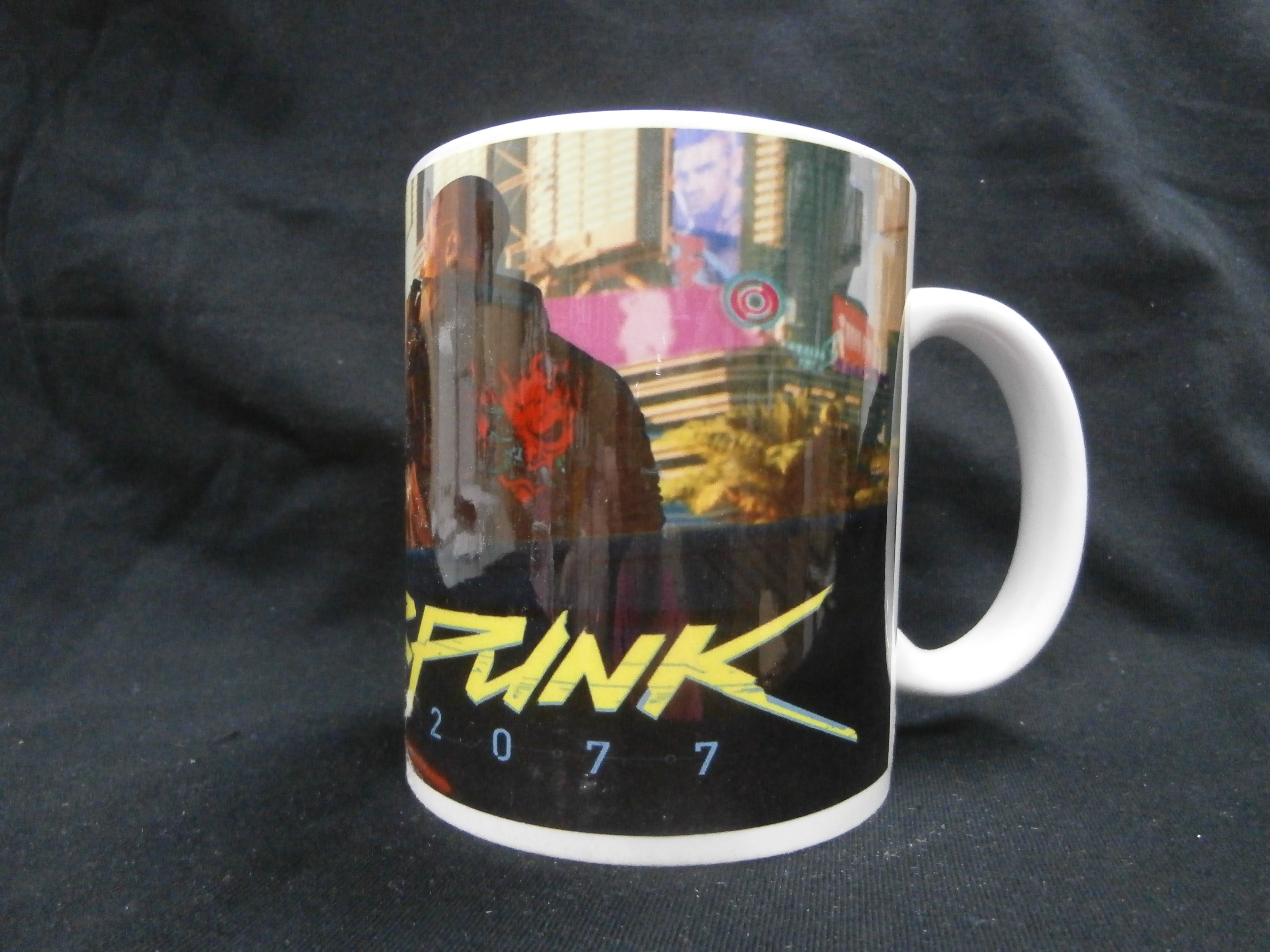 Taza de CiberPunk ULTIMAS UNIDADES En perfecto estado