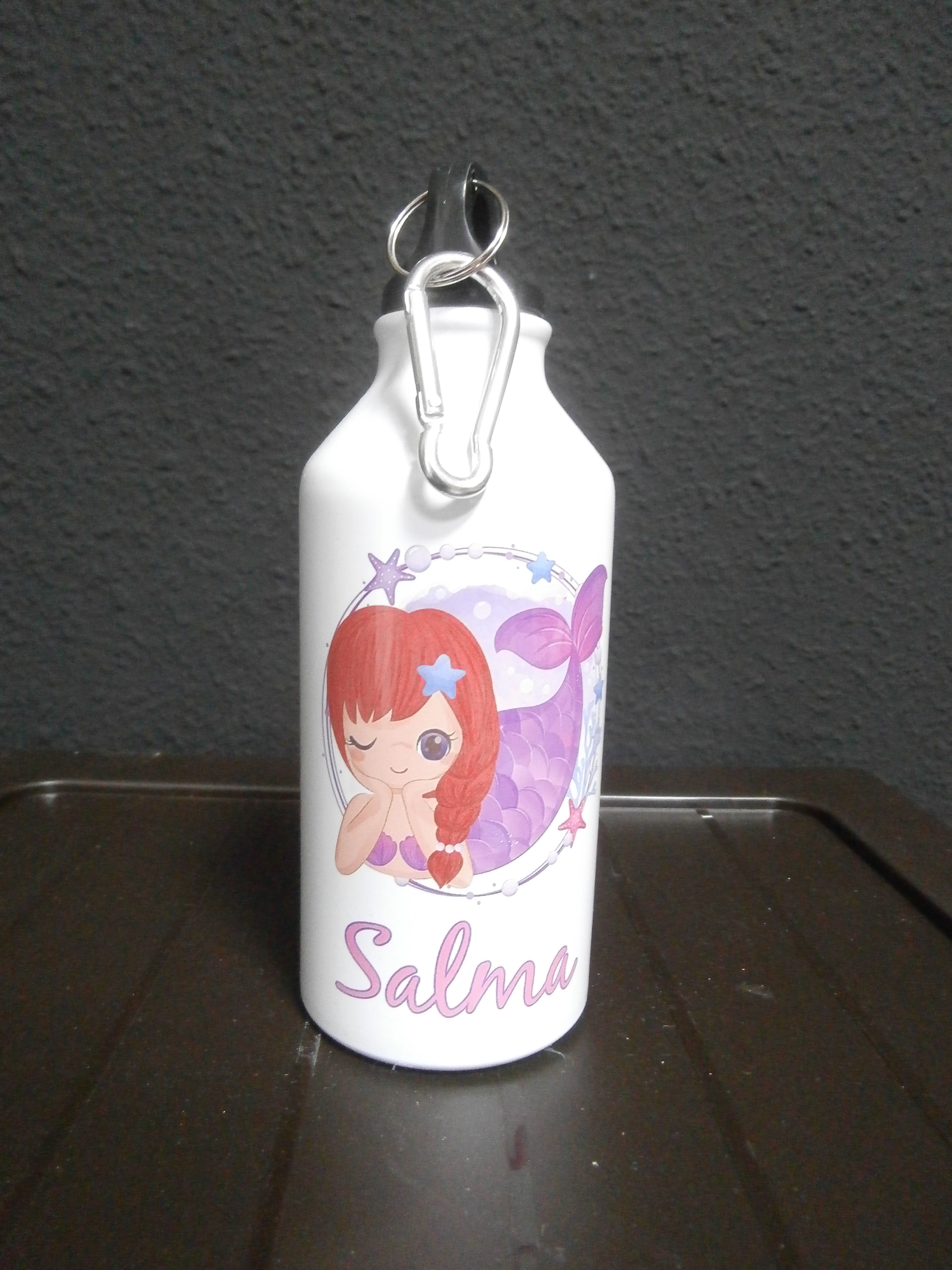 Bidón de agua Sirena de 500ml Nombre Salma En perfecto Estado
