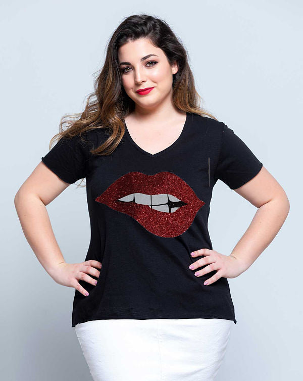 Camiseta-Labios-Rojos-para-Curvis.jpg