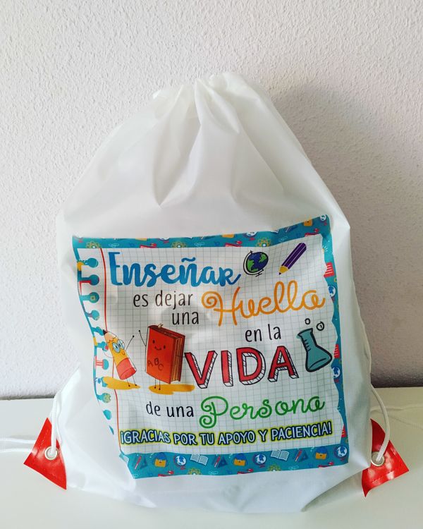 Mochila-para-regalar-a-los-profes.jpg