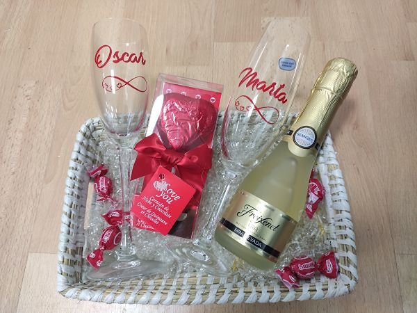 cesta-de-san-valentin-con-champan.jpg