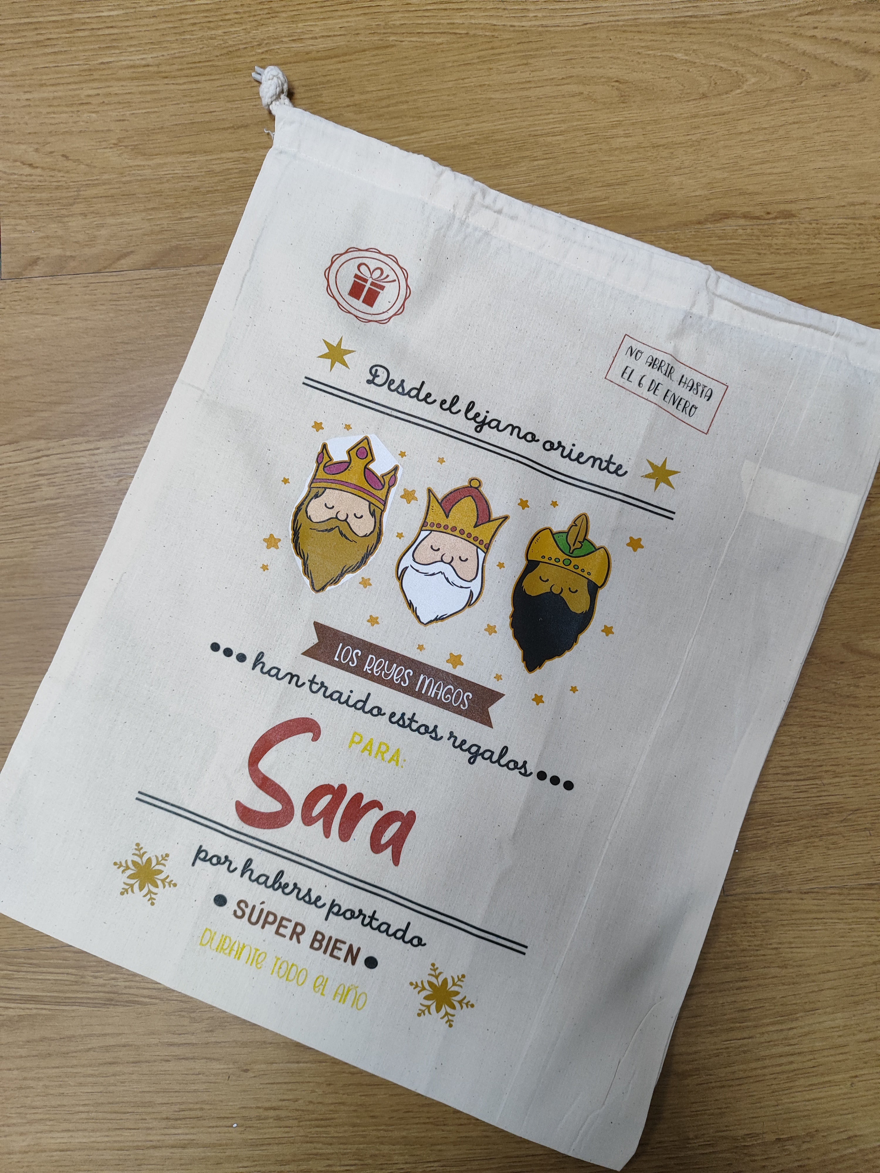Saco Reyes Magos tamaño L con Nombre Sara, con pequeño defecto de impresion